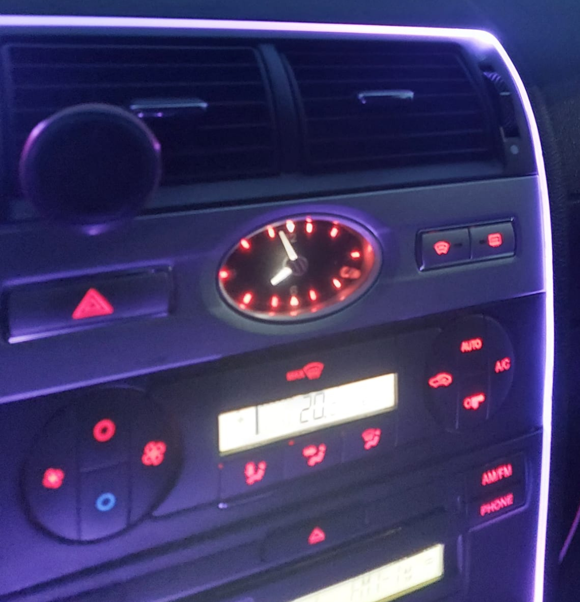 Banda LED Neon auto RGB cu 7 Culori, Alimentare USB pentru Lumini Interioare 5m