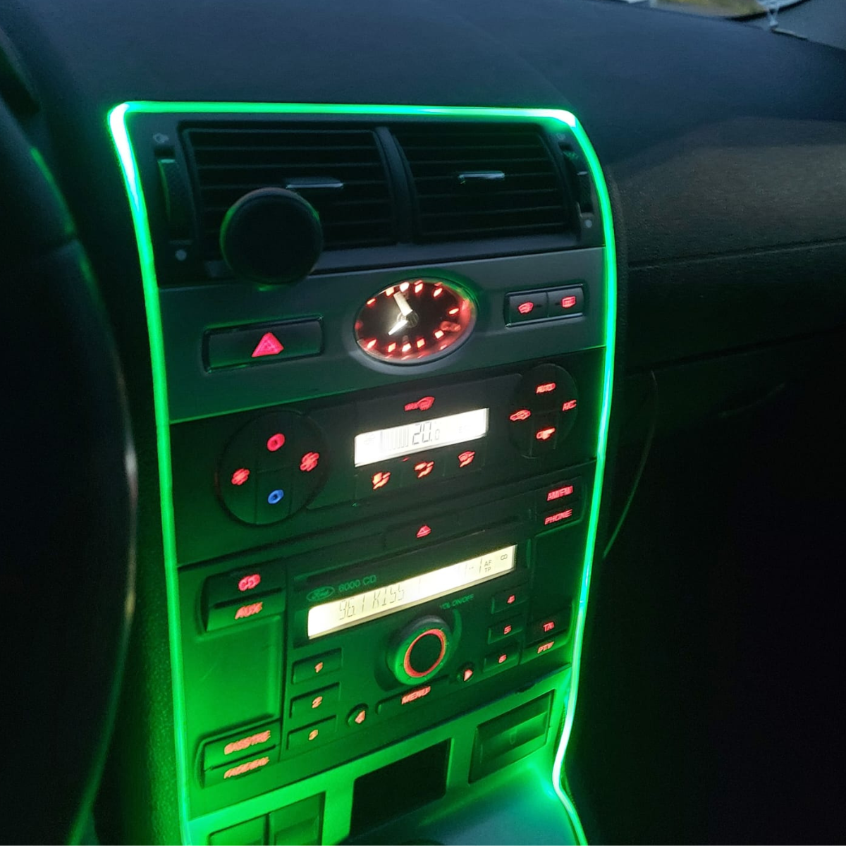 Banda LED Neon auto RGB cu 7 Culori, Alimentare USB pentru Lumini Interioare 5m