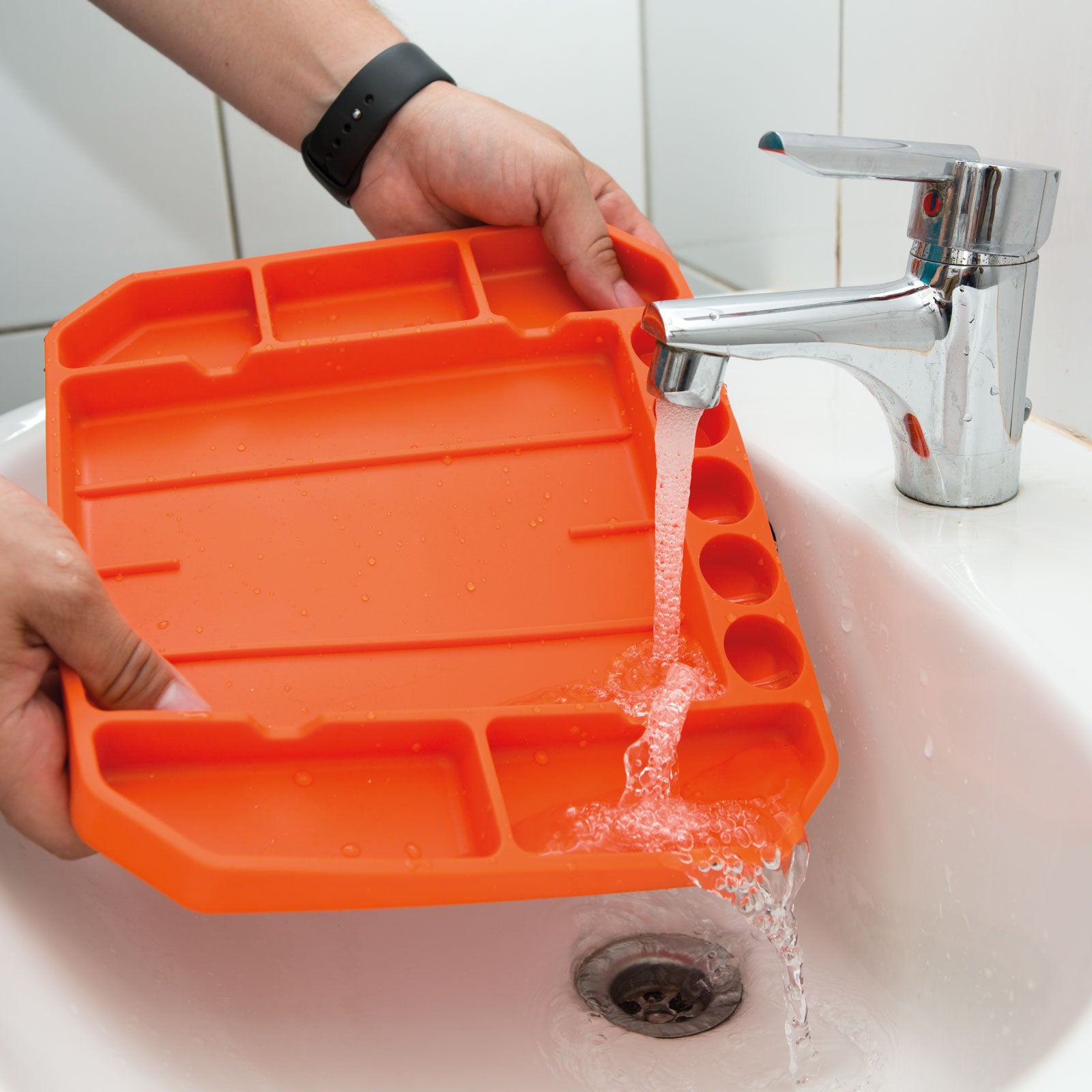 HANDY - Tavă cauciuc pentru unelte, cu compartimente şi riglă - 26 x 23,5 x 2,5 cm