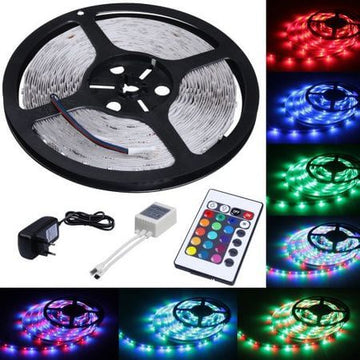 Banda LED cu telecomanda si 300 leduri,lungime 5 m